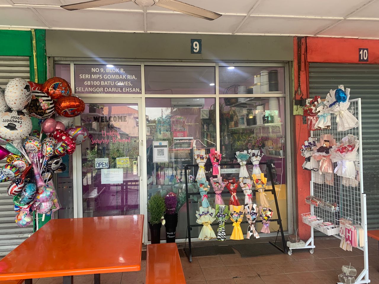 Lyn Florist 3