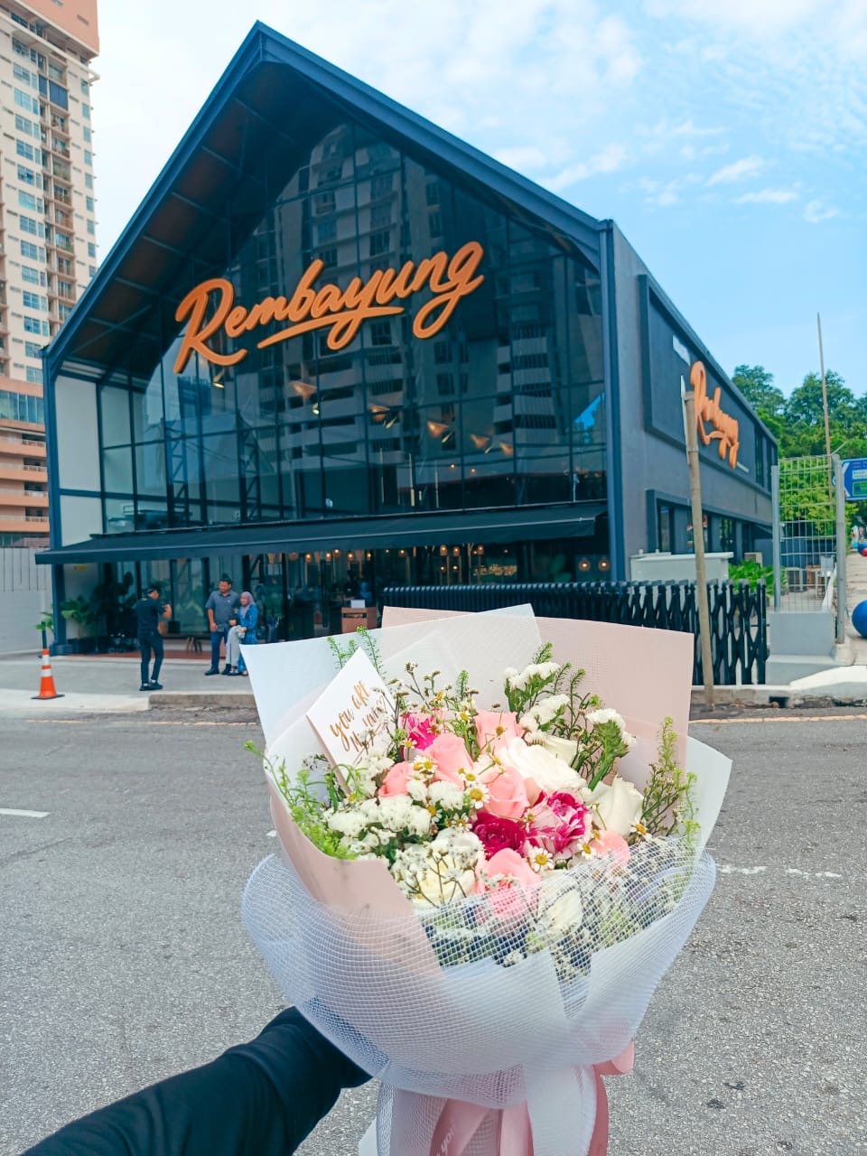 Lyn Florist 8